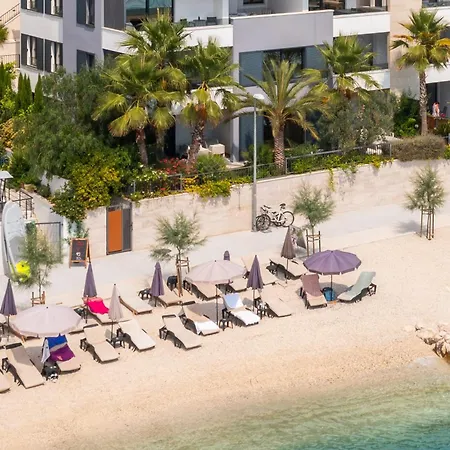 아파트 Paoma Lux *