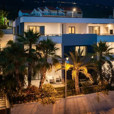 Paoma Lux Apartamento