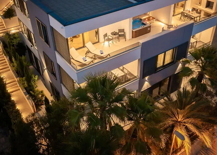 Apartamento Paoma Lux *