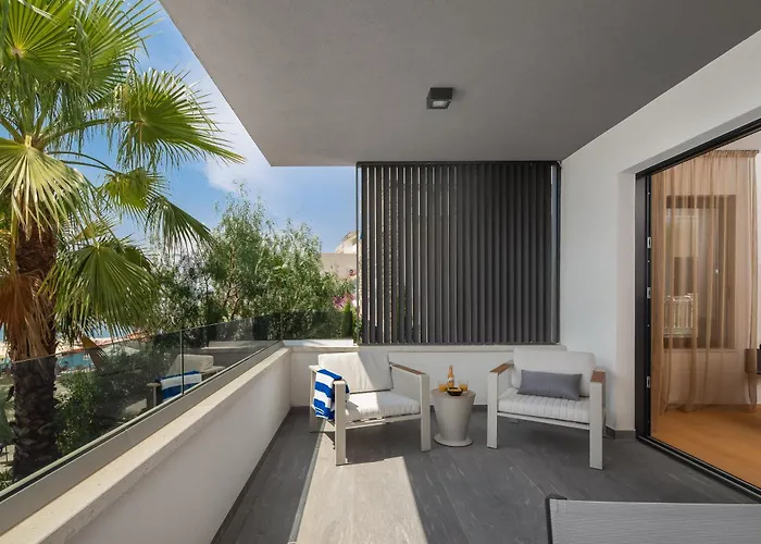 Apartamento Paoma Lux *