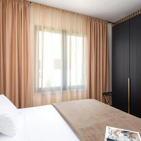 Apartamento Paoma Lux *