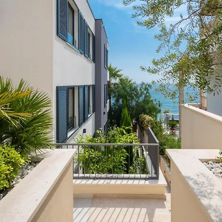 Paoma Lux Apartamento *